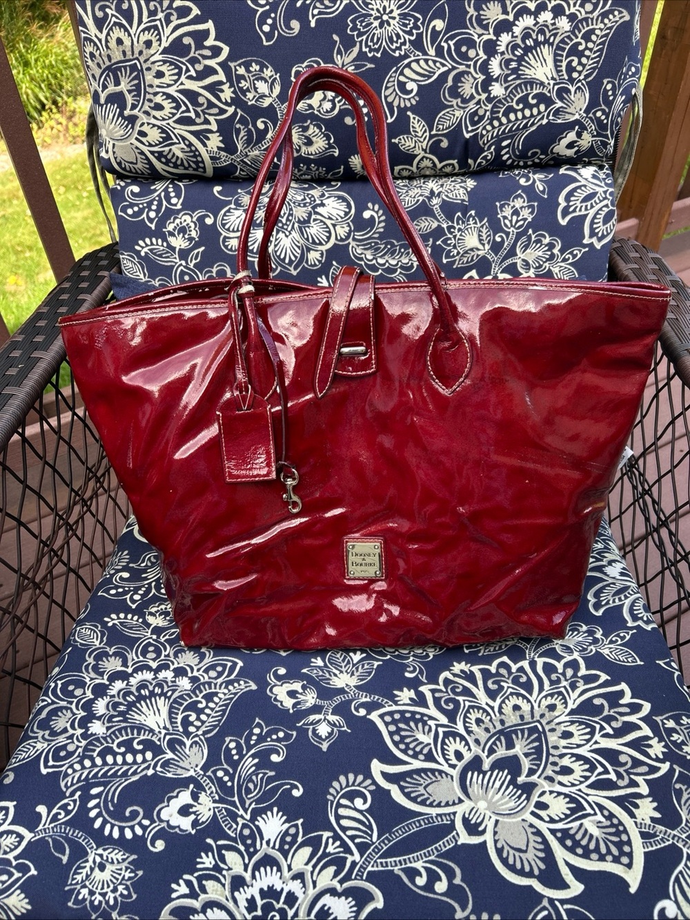 Dooney & Bourke Burgundy Patent Tote Bag Gold Hardware Pink Lined Inner Pockets